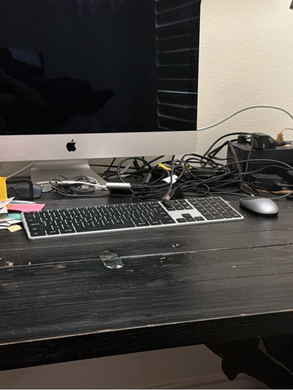 Apple Silver iMac with Black Wireless Keyboard and Silver Mouse